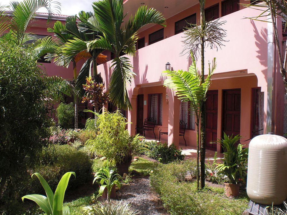 Hotel La Choza Inn La Fortuna Ngoại thất bức ảnh