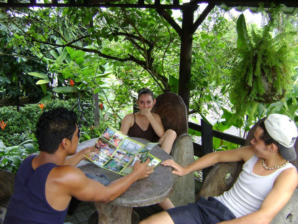 Hotel La Choza Inn La Fortuna Ngoại thất bức ảnh